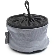 BRABANTIA Clothes Peg Bag kompakt méretű ruhacsipesz tartó. rugalmas stopperes húzózsinórral. tépőzáras akasztóval. akár 75db csipeszhez. időjárásálló. önürítő és szellőző test. szürke - 149801