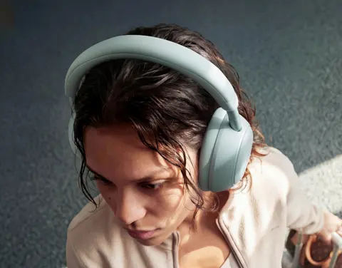 Már rendelhető a Soundcore ár-érték arányban jeleskedő csúcs-fejhallgatója