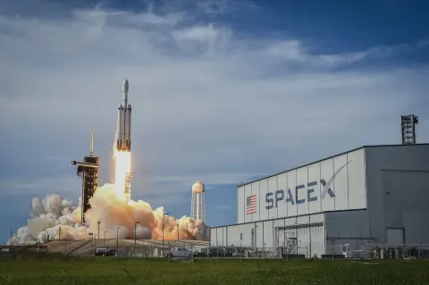 SpaceX startet IPO mit miserablen Finanzergebnissen