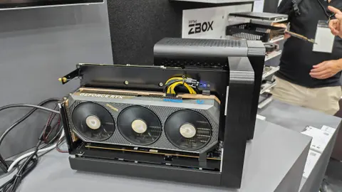 A Zotac megvillantotta a világ legkisebb PC-jét, amiben még elfér egy GeForce RTX 5080-as asztali videokártya