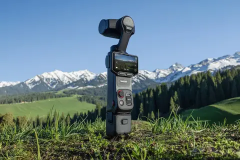 Befutott a Luna Ultra zsebkamera az Insta360-tól, és nagyon ígéretes lett