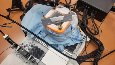 Sikerült áttörni a DDR5-13600 MT/s szintet – Itt az új DDR5-ös memória-órajel világrekord