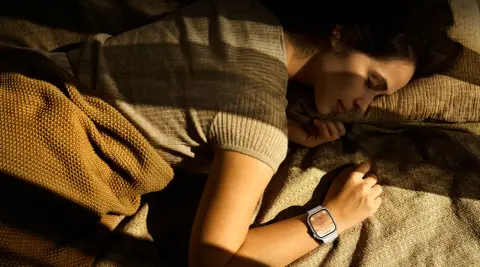 Megjelent a Huawei legújabb vérnyomásmérős okosórája, a Watch D3