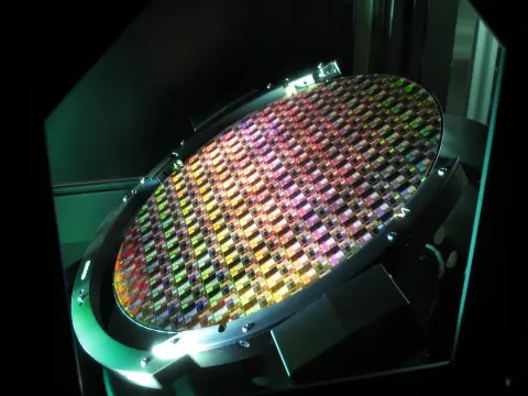 A Kepler Computing új alternatívát kínálna a HBM memóriachip-szendvicsekkel szemben, FeRAM alapon