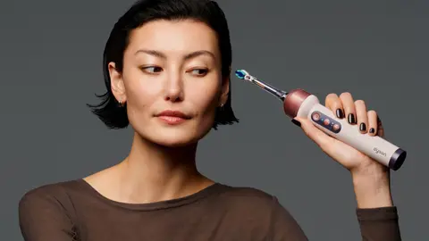 Kipróbálták, mire képes a Dyson CameraJet nem rendeltetésszerű használatban