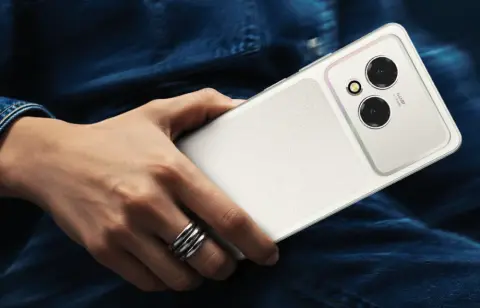 HMD Vibe2 Pro 5G – Az alsókategóriás "profi"