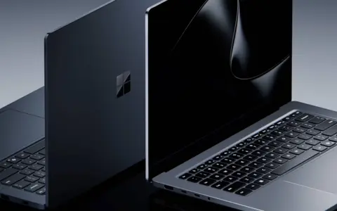 A Microsoft akár 1000 dollárt is adhat az Apple MacBook Próról Microsoft Surface Laptop Ultrára váltóknak
