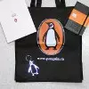 A Penguin kivonult az e-könyvtárakból