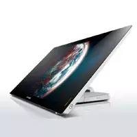 Különlegességekkel támad a Lenovo az egybegépek piacán