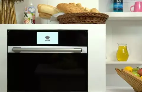 Okos mikrohullámú sütő WiFi-vel, recepttárral