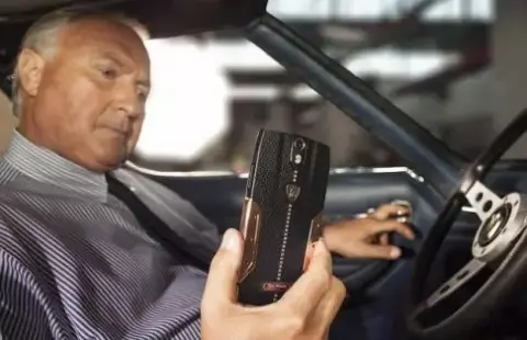 Szinte tökéletes a Lamborghini új telefonja