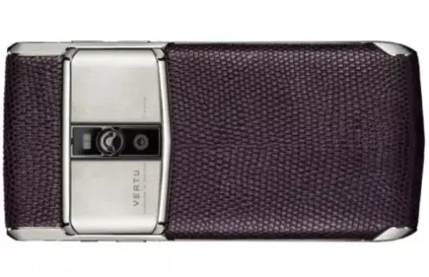 Megérkezett a Vertu Signature Touch új generációja