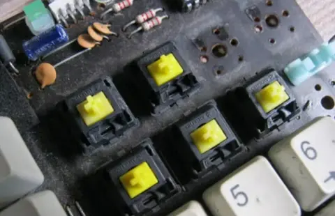 Cherry MX Yellow kapcsoló: Vigyázat, hamisítvány!