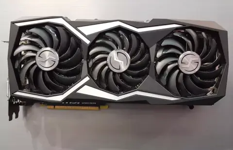 Lencsevégen az MSI GTX 1080 Ti Lightning Z VGA-ja