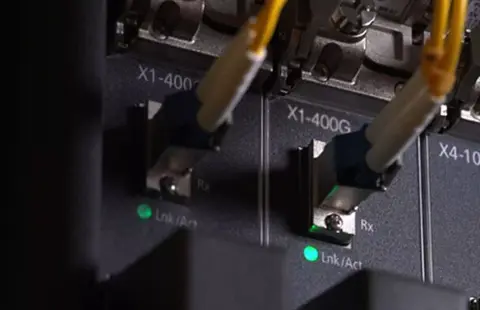 Jöhetnek a 200 Gbps-os és 400 Gbps-os Ethernet kapcsolatok