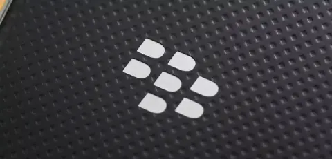 Kövér akkuval jön a csúcs-BlackBerry