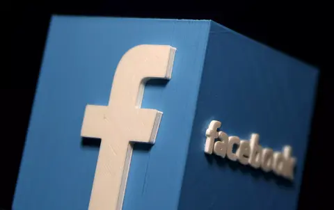 Eláraszthatják a 3D képek a Facebookot