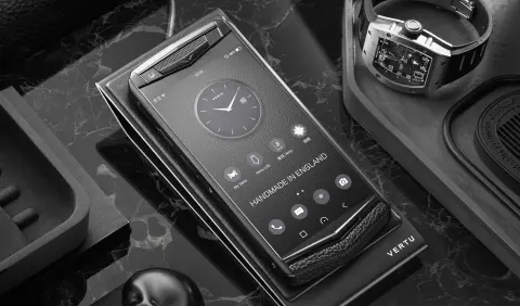 Több millióért ad középkategóriás mobilt a Vertu