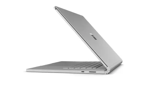 Kékhalál a Surface Book 2-nél egy Windows 10 frissítés miatt