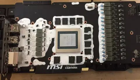 2450 MHz-en az MSI GeForce RTX 2080 Ti Lightning Z videokártyája