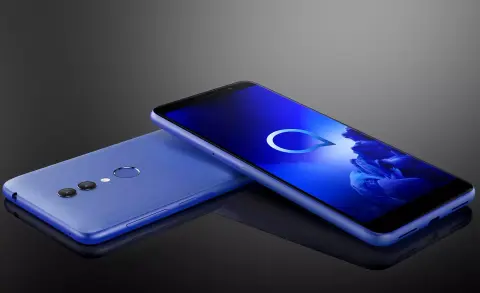 Olcsó okostelefonokat leplezett le az Alcatel