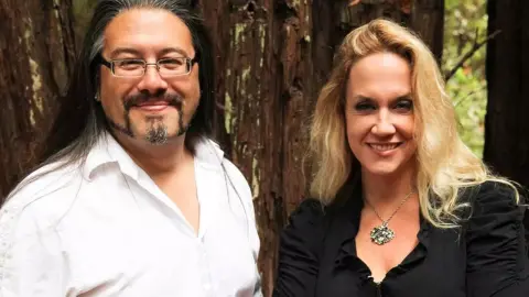 Közös játékon dolgozik John Romero és a Paradox