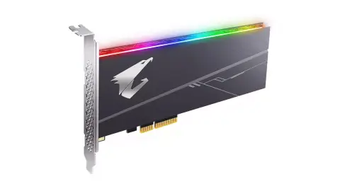 Gyors Gigabyte Aorus sorozatú SSD-k RGB LED alapú világítással