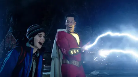 Shazam! – Vicces a srác, de vajon hősnek is elég lesz?