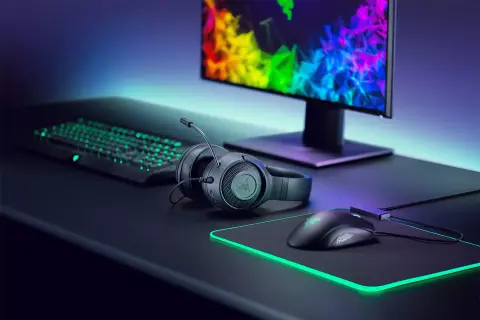 Pehelykönnyű gamer headset a Razer műhelyéből