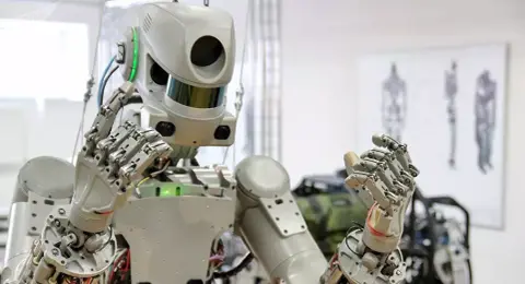 Humanoid robot érkezett az űrállomásra