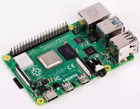 Hivatalos játék emulátort kapott a Raspberry Pi 4