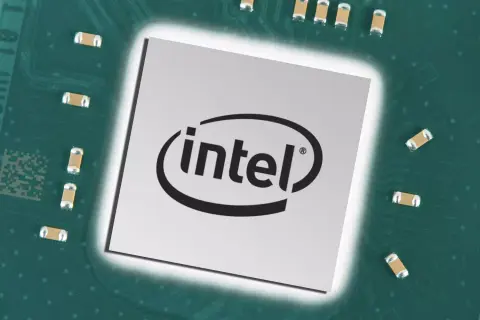 Súlyos biztonsági rést találtak a CSME Firmware-ben az Intel szakemberei