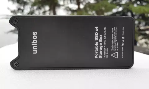 Thunderbolt 3 porttal ellátott külső SSD ház a csehektől