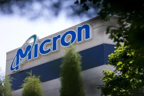 LPDDR5 memóriát és bőséges tárhelyet nyújt a Micron uMCP csomagja