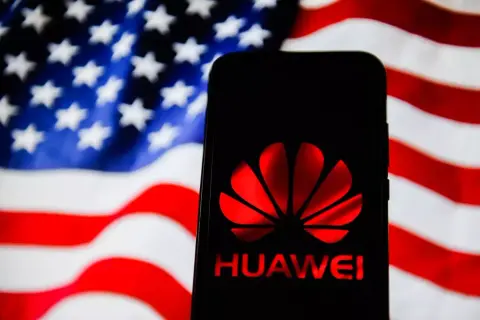 Ismét hosszabbított az Egyesült Államok a Huawei átmeneti engedélyén