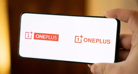 Letisztultabb dizájnra vált a OnePlus