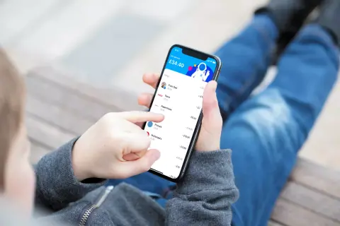 Revolut Junior – Ezzel adhatnak a szülők digitálisan zsebpénzt a fiataloknak