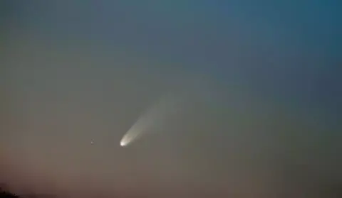 Mégis akadt egy szabadszemes üstökös a nyárra