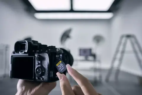 700 MB/s-os írási sebesség elérésre képesek a Sony CFexpress Type A memóriakártyái