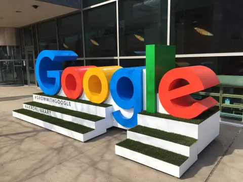 Felülmúlta a várakozásokat az Alphabet, de így sem örülhet