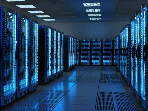 Egyedi operációs rendszer az Inteltől, kifejezetten a HPC szegmensnek