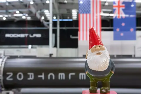 Gabe Newell kilöveti Gnome Chompskit az űrbe