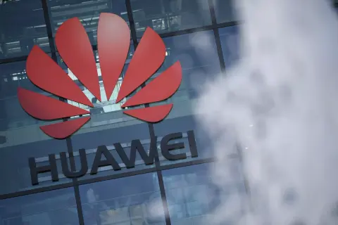 Tovább szigorítja a Trump-kormány a Huawei korlátozását
