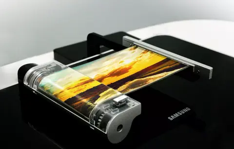 Tekeredő képernyő mobilokban is gondolkodik a Samsung