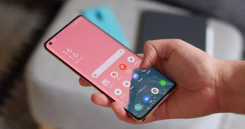 Részben a ColorOS-re vált a OnePlus