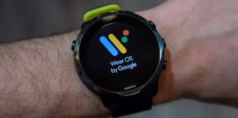 Fejlett billentyűzetet kapnak a Wear OS rendszerű okosórák