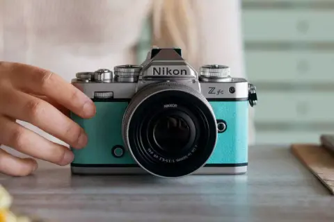 Retro fotómasinát alkotott a Nikon a Z termékvonalon