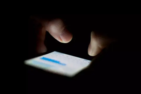 Gyermekvédelmi eszközöket jelentett be az Apple