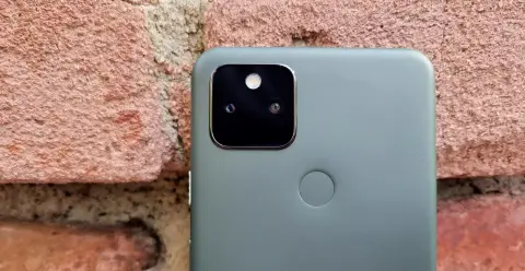 Pár perc videózás alatt túlmelegedik a Pixel 5a