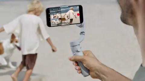 DJI OM 5 – Mobil stabilizátor, ami már szelfibot is egyben